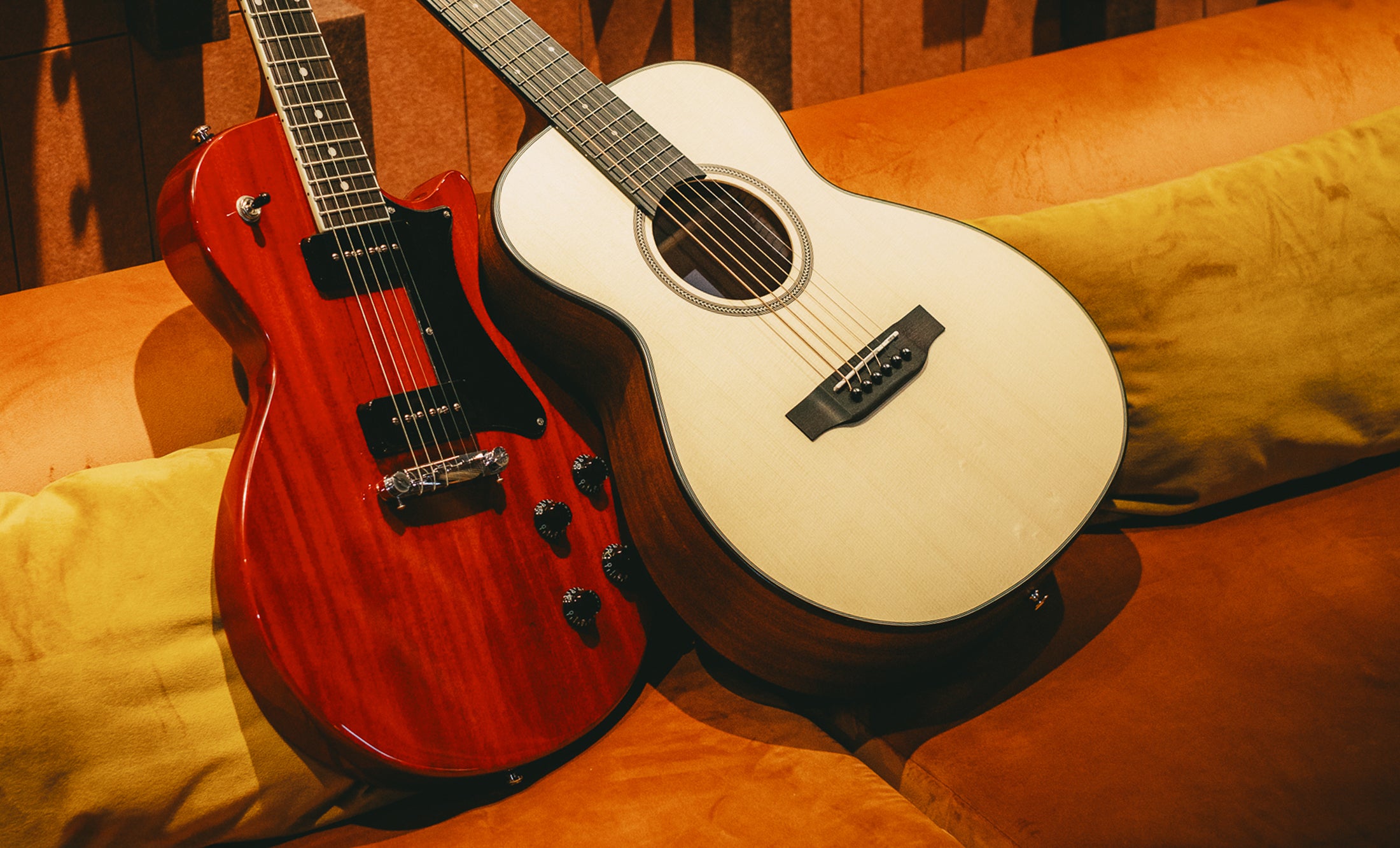 Electric & Acoustic Guitar Buying Guide | Swee Lee Brunei