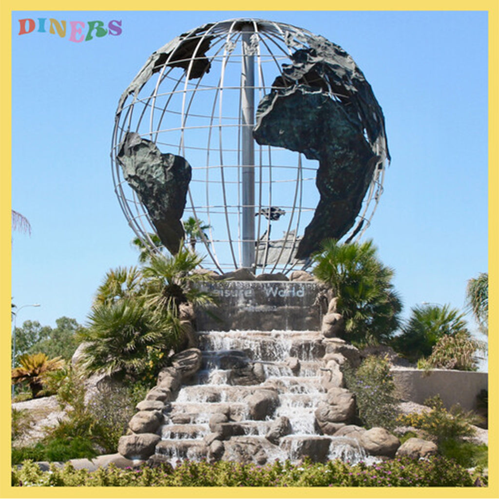 Leisure World - Diners (Cassette)